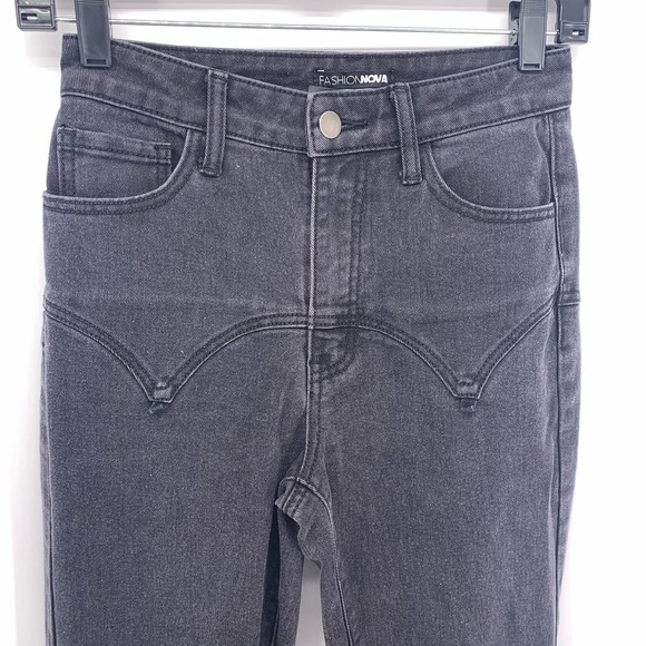 Fashion Nova Black High-Rise  Straight Jeans Womens Size 3 - Picture 3 of 8